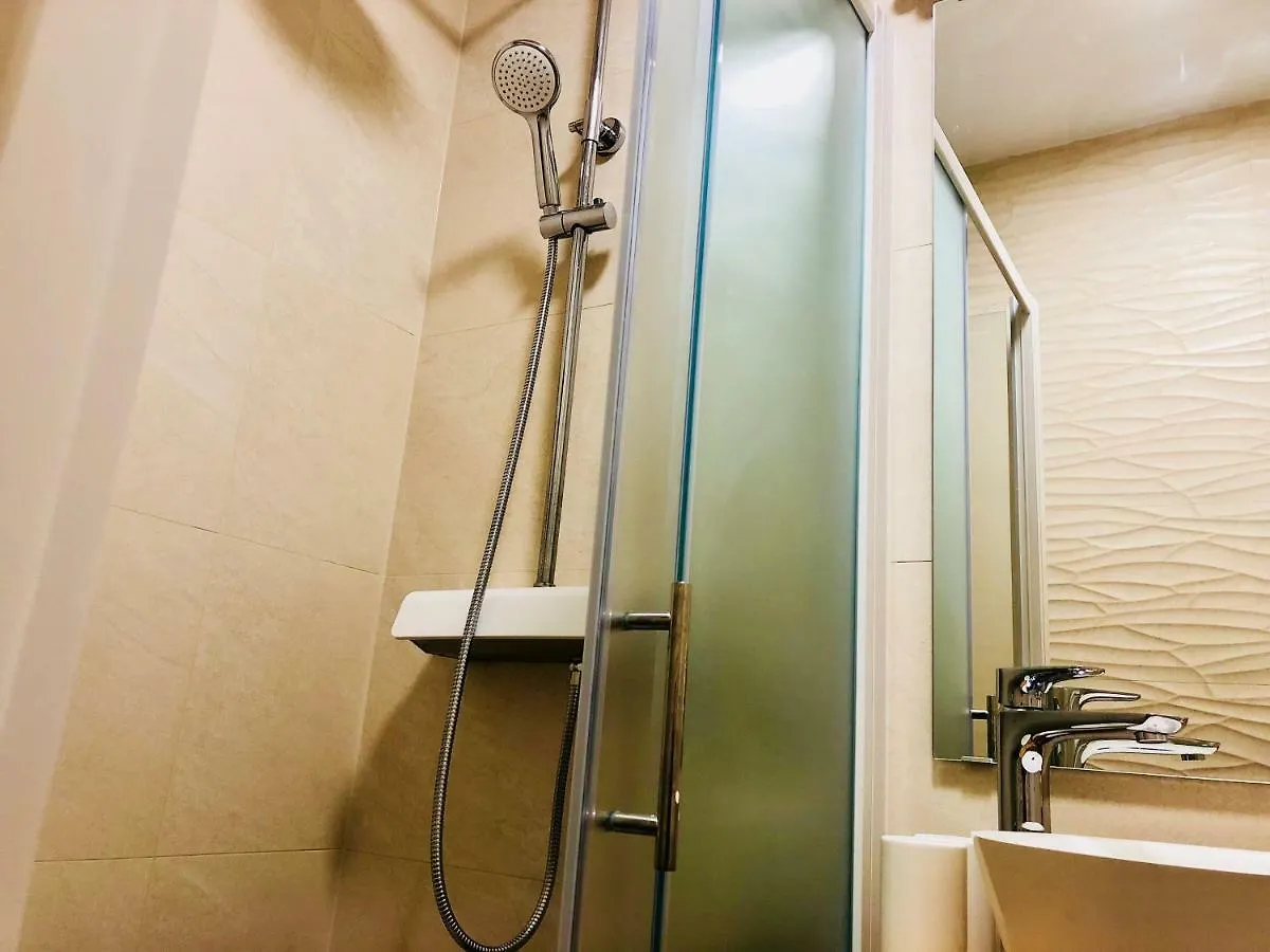 The L Place By Split Right Place Apartamento